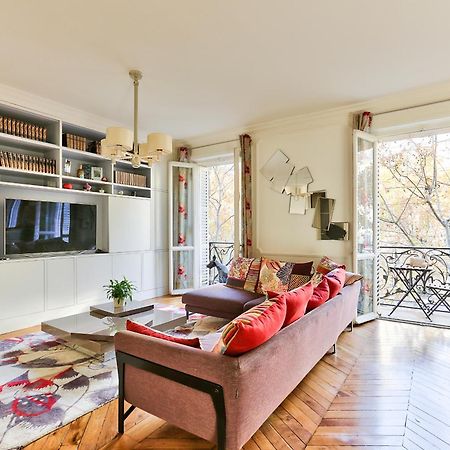 Appartement 140M2 Proche Des Champs Elysees Paris Dış mekan fotoğraf