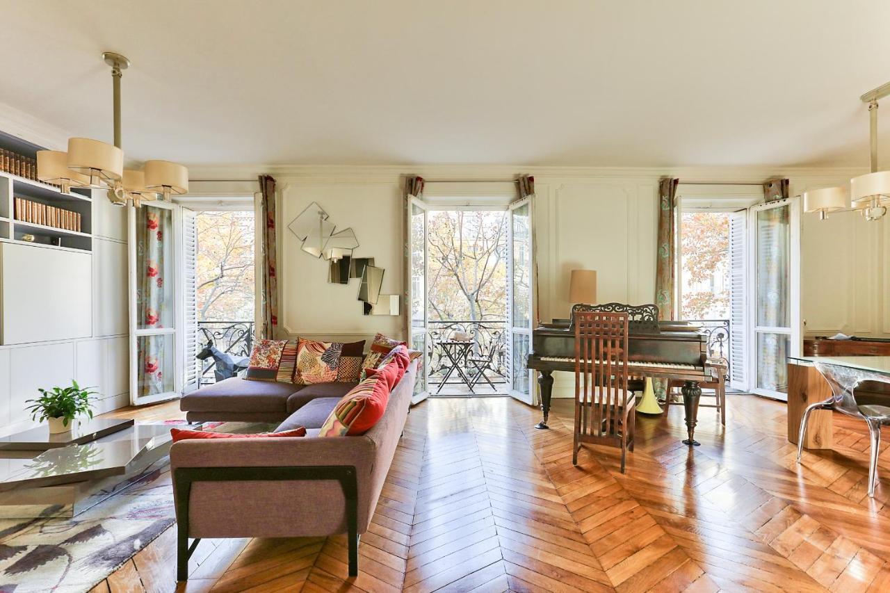 Appartement 140M2 Proche Des Champs Elysees Paris Dış mekan fotoğraf